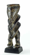 MC1348 Beautiful zigzag statuette Yanda Zande Azande figure Ubangi Congo DRC