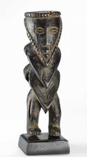 MC1348 Beautiful zigzag statuette Yanda Zande Azande figure Ubangi Congo DRC