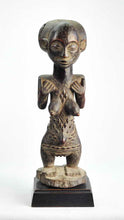 mc1043 Superb classic Luba cult statue figure Congo