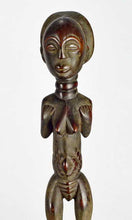 MC1324 Jolie statuette féminine Luba  Cute Female Figure Congo Rdc