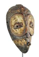 MC1110 Beau Mask Goma Bembe Butende Mask Congo DRC