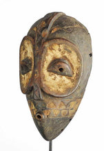 MC1110 Beau Masque Goma Bembe Butende Mask Congo Rdc