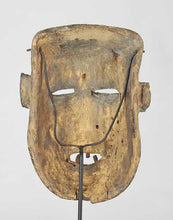 MC1213 Mighty Boa Pongdu warrior mask from Congo Warrior Mask