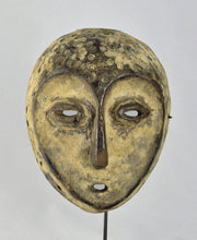 MC1512 Masque idimu LEGA Visage en forme de coeur  Bwami Mask Congo Rdc