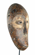 MC0892 Très beau masque idimu Lega Congo Mask