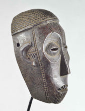 MC1887 Masque Ngbaka ou peuple voisin de l'Ubangi Mask Congo Rdc