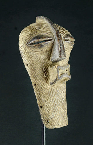 MC2017 Superb little Songye Kifwebe Mask Congo DRC 19cm 