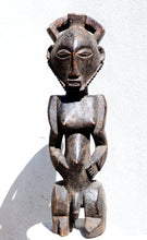 MC1724 Rare Hemba Singiti Figure Congo ancestor statue 