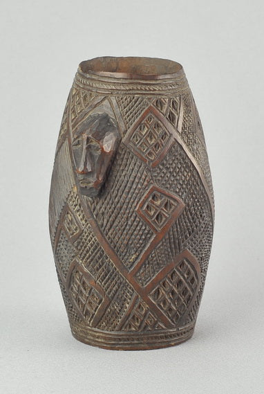 SOLD / SOLD! Anthropomorphic palm wine cup KUBA Congo Palm Wine Cup MC0976 