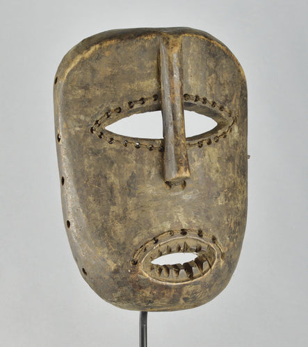 MC1517 Grand masque Ndaka Ndaaka Ituri Congo mask