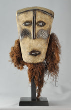 SOLD / SOLD! MC1263 Superb large mask Idimu LEGA large mask Congo DRC 
