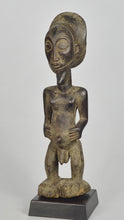 MC1481 Beautiful ancestor figure Singiti Hemba beautiful ancestor figure