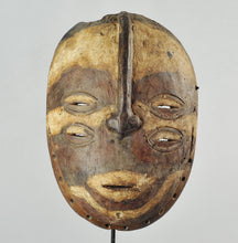 MC1301 Extrèmement rare masque Wondolomina Bembe Mask Congo Rdc