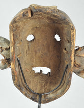 SOLD / SOLD! MC1143 Beautiful warrior mask BOA Pongdudu Congo Warrior Mask
