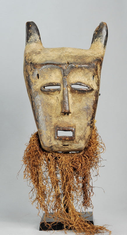 SOLD / SOLD! MC1071 Large Kayamba mask LEGA mask Congo DRC