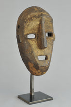 SOLD / SOLD! MC0904 Superb, powerful and very rare Nyanga mask (neighbors Lega and Kumu) mask