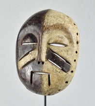 VENDU / SOLD ! MC1691 Superbe masque africain  Yela culte Lilwa voisins Mbole mask Congo