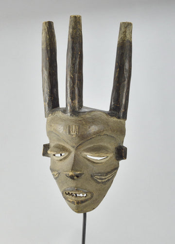 MC1715 Beautiful Pende chief mask Phumbu Bapende chief Mask 