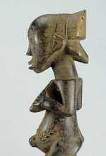 MC1276 Statue féminine Luba Female Figure Congo Rdc