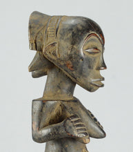MC1276 Statue féminine Luba Female Figure Congo Rdc