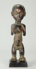 SOLD / SOLD! MC1326 LUBA style statue of the Master of Mulongo Female Figure Congo DRC