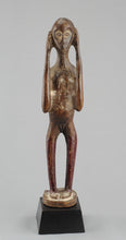 VENDU / SOLD ! Jolie statuette expressionniste Tshokwe Angola Chokwe Figure Tschokwe MC0929