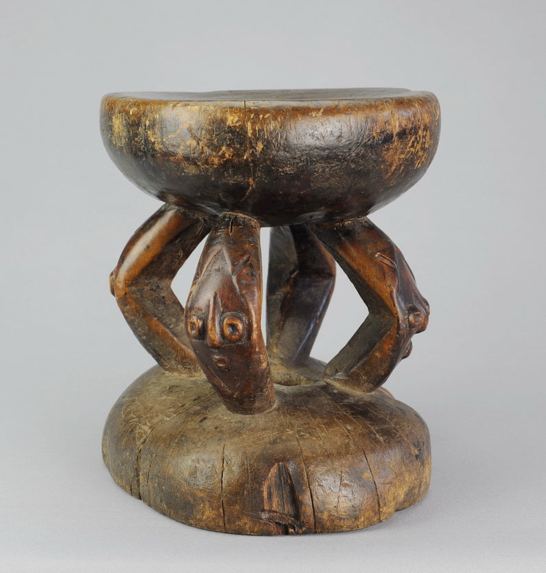 SOLD / SOLD! MC0946 Beautiful African stool PENDE Bapende Congo African Seat Stool